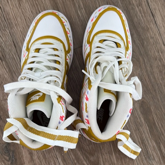 NEW Nike Vandal HI LX Shoes - Picture 5 of 8